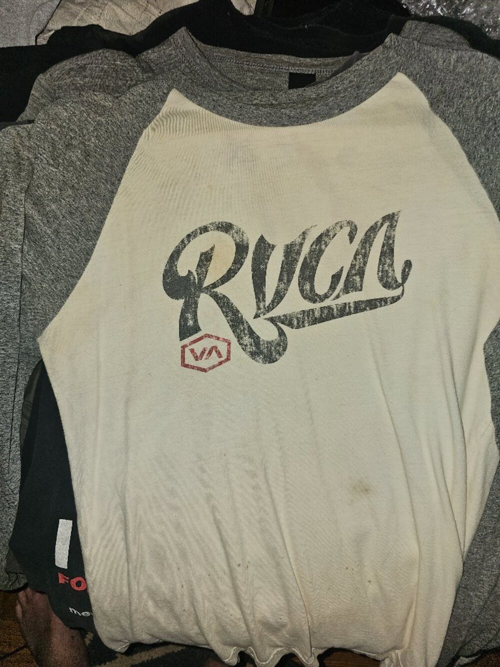 Rvca baseball half sleeve